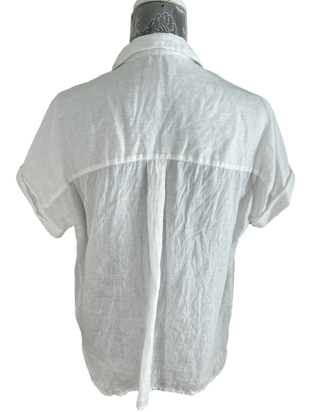 RACHEL Rachel Roy White Short-Sleeve Button Down Linen Shirt. Size Medium. - Picture 3 of 6